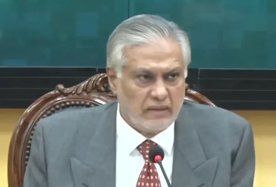 2024 ء پاکستان کے لیے اہم ترین سال تھا ، اسحاق ڈار