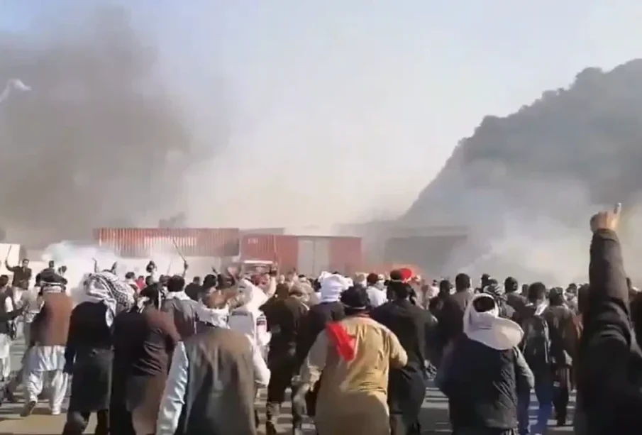 پی ٹی آئی کے گرفتار کارکنوں کی ضمانتیں منظور، رہائی کا حکم 1 پی ٹی آئی کے گرفتار کارکنوں کی ضمانتیں منظور، رہائی کا حکم