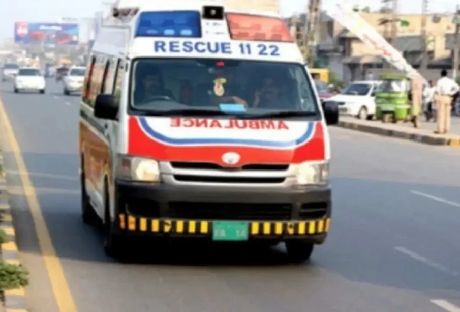 لاہور :گھریلو تشدد کا شکار لڑکا دم توڑ گیا 1 لاہور :گھریلو تشدد کا شکار لڑکا دم توڑ گیا