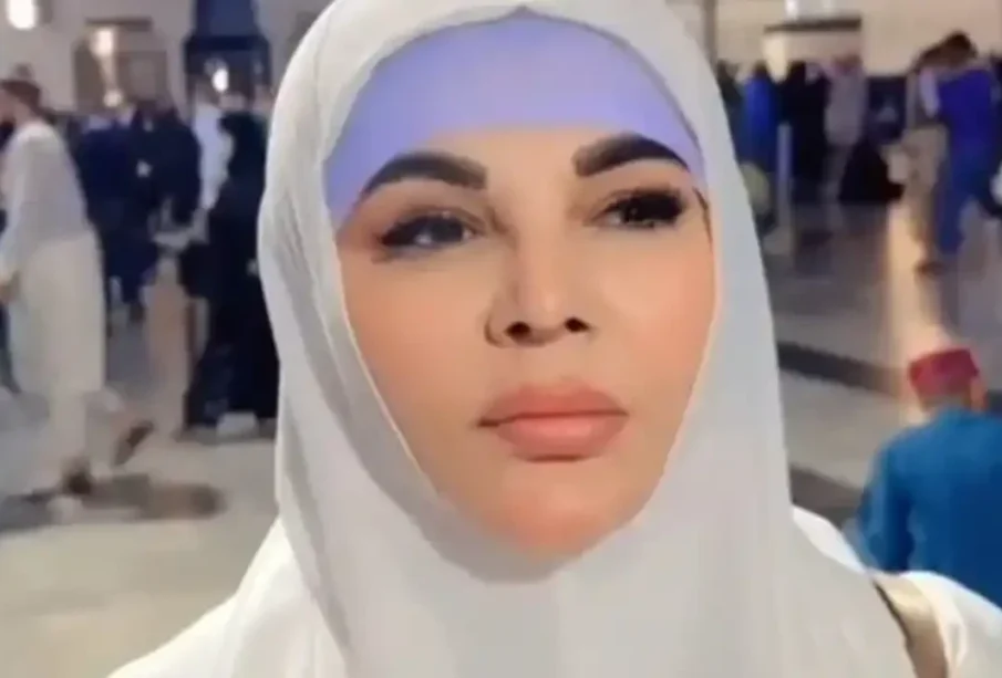 راکھی ساونت کی عمرےسے نئے سال کی مبارک شروعات