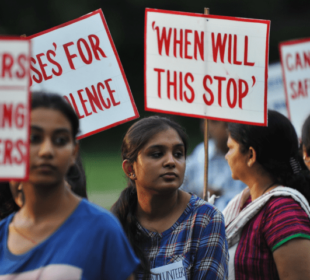 بھارت : خواتین کیلیے دنیا کا خطرناک ترین ملک قرار 9 بھارت : خواتین کیلیے دنیا کا خطرناک ترین ملک قرار