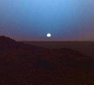 سورج نیلا کیوں پڑا؟ 200 سال پرانی گتھی سلجھ گئی