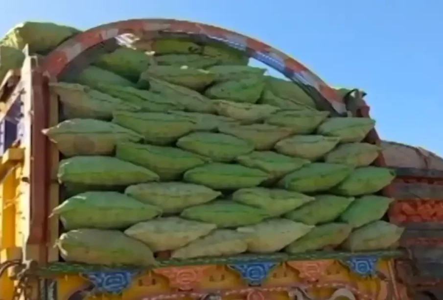 کرم : ضروری اشیاء کی 45 گاڑیوں کا دوسرا قافلہ آج روانہ ہوگا