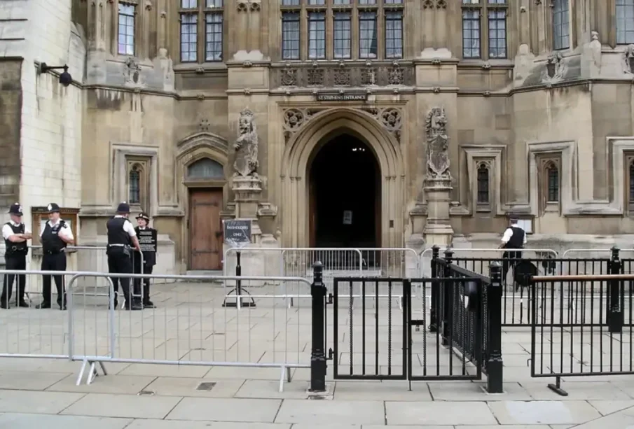 پی ٹی آئی کوبرطانوی پارلیمنٹ میں سبکی کاسامنا