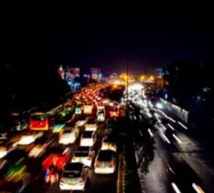 ہائی وے پر اچانک درجنوں گاڑیاں پنکچر ہونے کی وجہ سامنے آگئی