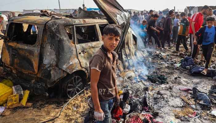 اسرائیلی بمباری: 65 سے زائد فلسطینی شہیدہوگئے 1 اسرائیلی بمباری: 65 سے زائد فلسطینی شہیدہوگئے