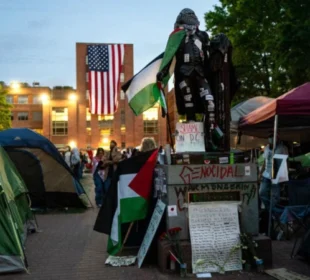 طالب علم کوسیٹ تبدیل کرنے کی درخواست پردہشت گرد قرار دےدیاگیا 2 طالب علم کوسیٹ تبدیل کرنے کی درخواست پردہشت گرد قرار دےدیاگیا