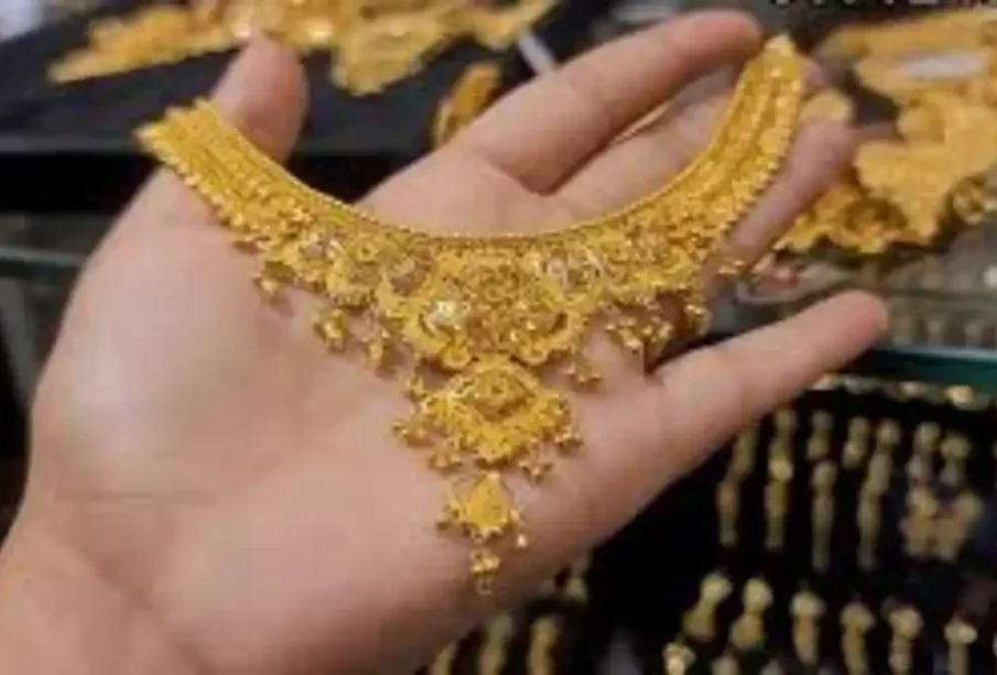 سونےکےخریداروں کےلیےبڑی خوش خبری