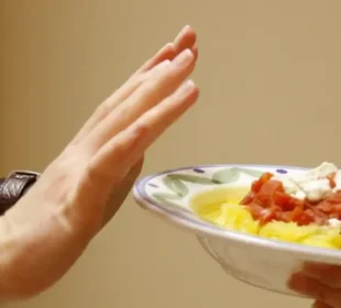 کون سےلوگ رات کا کھاناہرگزنہ چھوڑیں؟ 7 کون سےلوگ رات کا کھاناہرگزنہ چھوڑیں؟