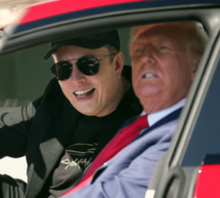 ٹرمپ نےٹیسلا کابائیکاٹ غیرقانونی قراردےدیا