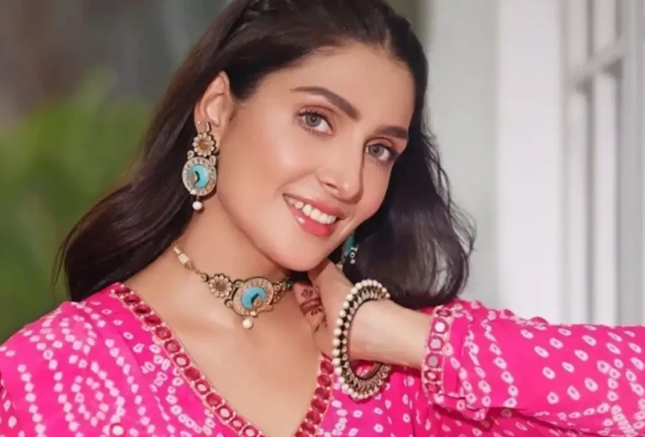 عائزہ خان نےبھارتی فلم میں کام کرنےکاعندیہ دےدیا