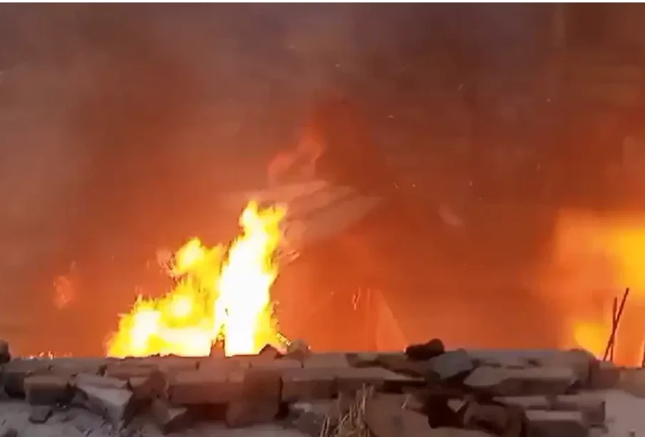 ایک گھر میں لگنےوالی آگ نےمزیر10 گھرجلاڈالے