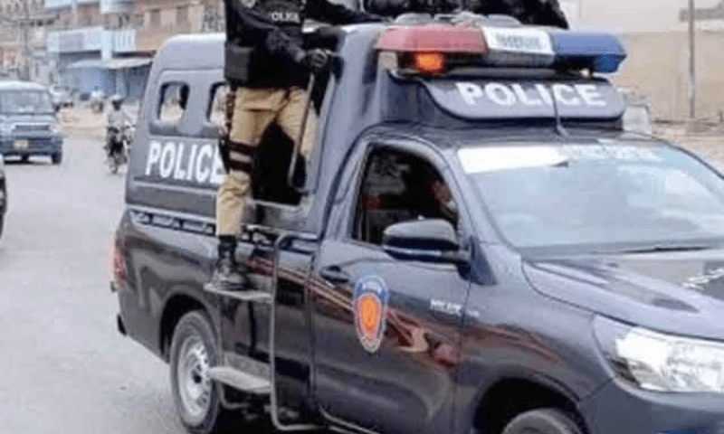 پولیس اور وکلاء کےدرمیان جھڑپیں ، 7 گرفتار