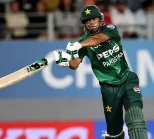 اوپنر حسن نواز نے ٹی ٹونٹی سیریز میں بدترین ریکارڈبناڈالا