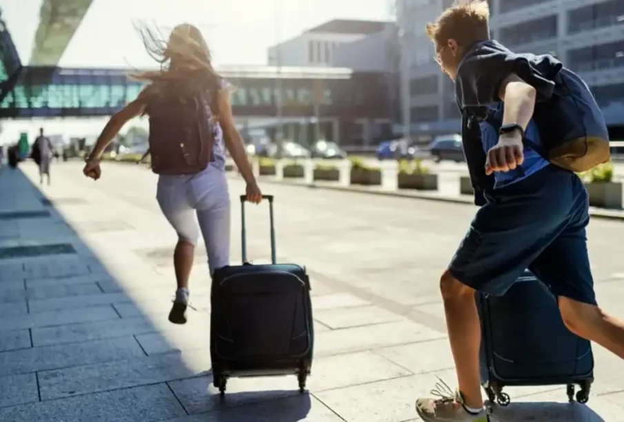 ائیرپورٹ تھیوری؛سوشل میڈیا کا نیا خطرناک رجحان