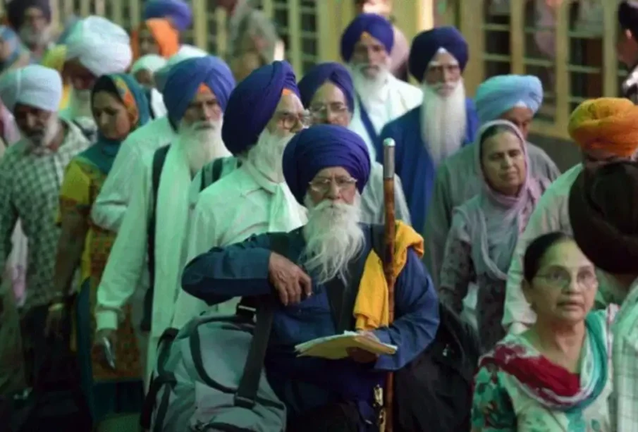 سات ہزار سکھ یاتری پاکستان پہنچ گئے