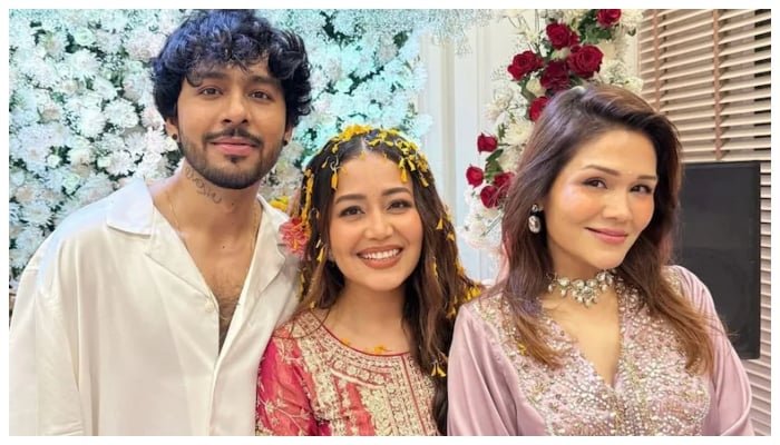 سونوککڑ نےبہن بھائیوں سےتمام رشتےتوڑڈالے 1 سونوککڑ نےبہن بھائیوں سےتمام رشتےتوڑڈالے