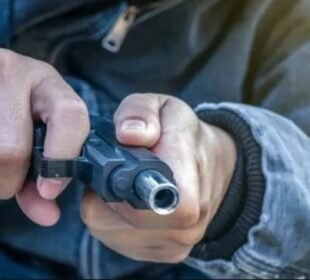 قتل کی نیت سے آنے والا خود قتل