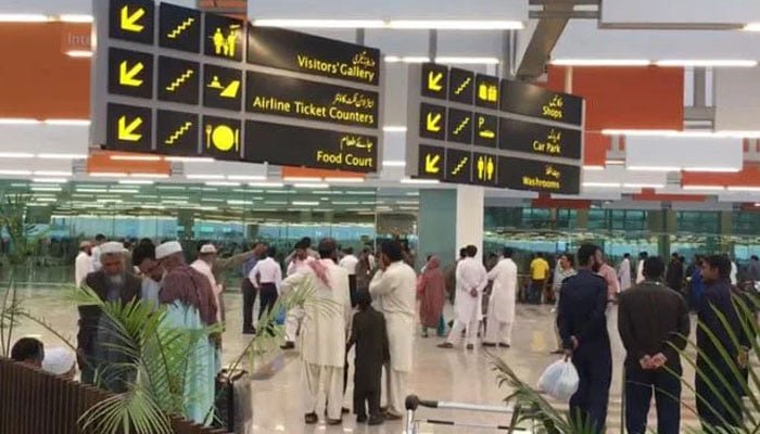 ایئرپورٹس پر سی سی ٹی۔ وی کیمرے لگانے کا فیصلہ