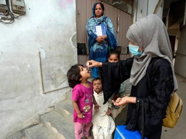 سندھ میں انسداد پولیو مہم کا آغاز