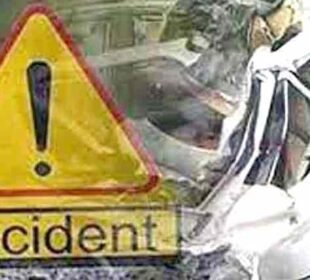 کراچی میں ڈمپر کی ٹکر سے باپ بیٹا جاں بحق