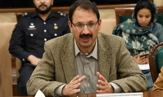 عمران خان کا جنید اکبر کو پبلک اکاؤنٹس کمیٹی چھوڑنے کا حکم