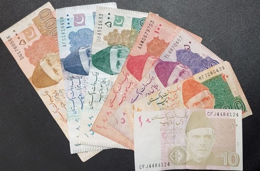 نوٹوں پر پنسل سے لکھنے پر پابندی 1 نوٹوں پر پنسل سے لکھنے پر پابندی