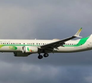 طیارے میں 200 حاجیوں کی شہادت کی خبر جھوٹی نکلی 9 طیارے میں 200 حاجیوں کی شہادت کی خبر جھوٹی نکلی