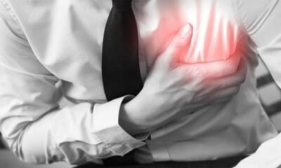 بچے کو لفٹ میں پھنسا دیکھ کر باپ دل کا دورہ پڑنے سے جاں بحق 9 بچے کو لفٹ میں پھنسا دیکھ کر باپ دل کا دورہ پڑنے سے جاں بحق