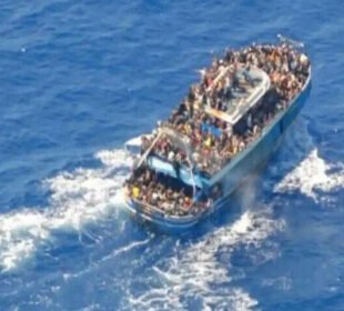 ایران : انسانی اسمگلروں سے 10 پاکستانی شہری برآمد 10 ایران : انسانی اسمگلروں سے 10 پاکستانی شہری برآمد