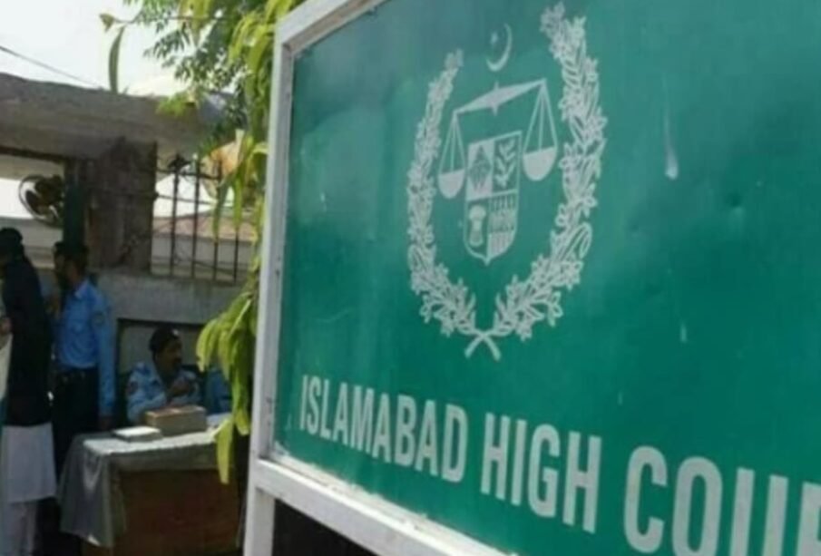 دامن کوہ سے ریڑھی بانوں کو ہٹانے سے روک دیا گیا