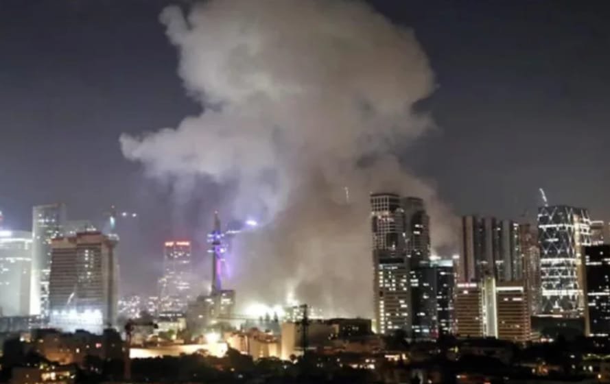 ایران نے اسرائیل پر حاج قاسم میزائل سے حملہ کر دیا