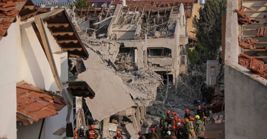 تل ابیب اور بیت یام کھنڈر کا ڈھیر بن گئے