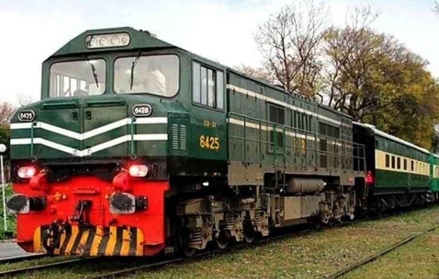 12 سال بعد سیالکوٹ ایکسپریس دوبارہ بحال 1 12 سال بعد سیالکوٹ ایکسپریس دوبارہ بحال