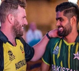 بابر اعظم اس دہائی کے سب سے بہترین کرکٹر ہیں