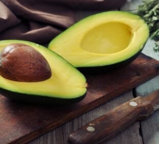 ایووکاڈو کے استعمال پر پابندی کیوں ؟