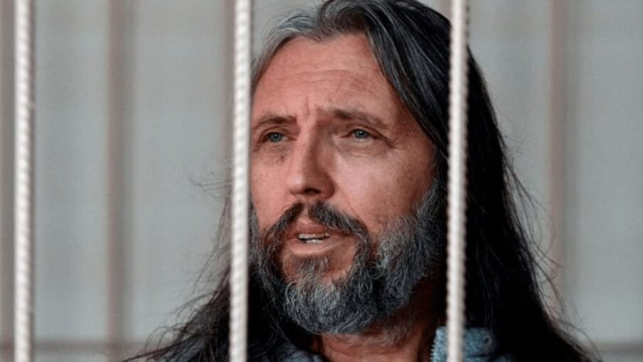 " سائبیرین جیزز " نامی مذہبی رہنما کو 12 سال قید کی سزا