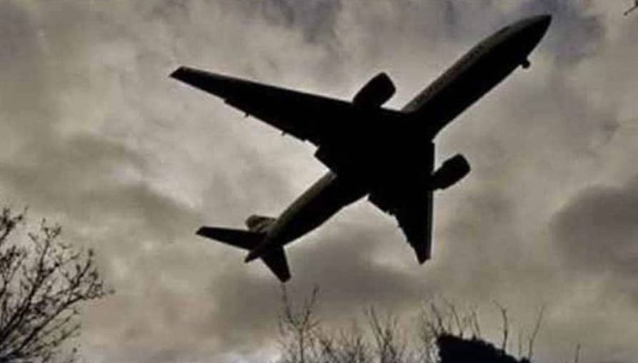 روس میں مسافر طیارہ گرنے سے 10 مسافر زخمی