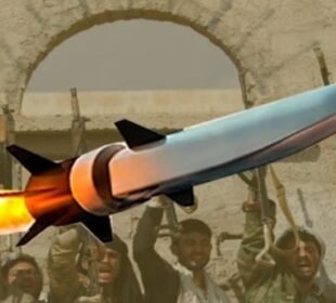 حوثی باغیوں نے یونانی مال بردار جہاز تباہ کر دیا