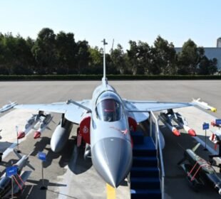 پاک فضائیہ کے سی 130 اور JF 17 طیارے برطانیہ پہنچ گئے