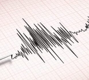 شمالی ایران میں زلزلے سے لوگوں میں خوف و ہراس