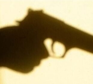 سینئیر سول جج کے گھر پر نامعلوم مسلح افراد کی فائرنگ