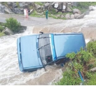 صوابی : کلاؤڈ برسٹ سےاموات کی تعدادمیں مزیداضافہ 6 صوابی : کلاؤڈ برسٹ سےاموات کی تعدادمیں مزیداضافہ