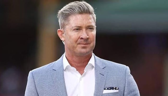 سابق کرکٹر مائیکل کلارک جلد کے کینسر میں مبتلا، عوام کو احتیاط برتنے کا مشورہ