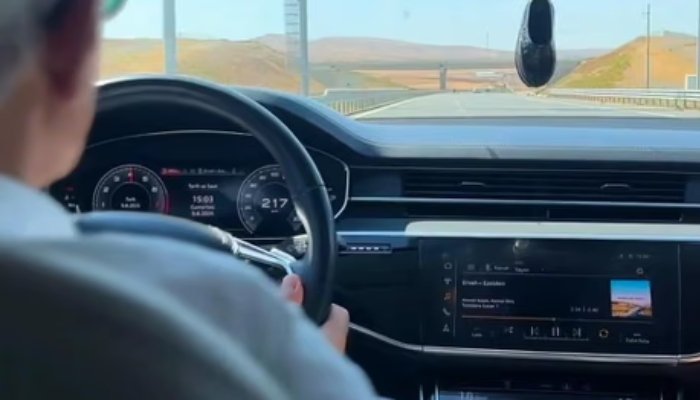 ترک وزیر ٹرانسپورٹ کو تیز رفتاری پر جرمانہ