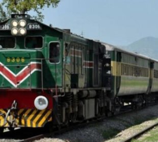 بلوچستان سےاندرون ملک ٹرین سروس عارضی طورپرمعطل 5 بلوچستان سےاندرون ملک ٹرین سروس عارضی طورپرمعطل