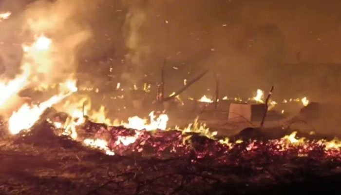 بچوں کی لڑائی میں فائرنگ سے 5 افراد زخمی، جھگیاں نذرِ آتش