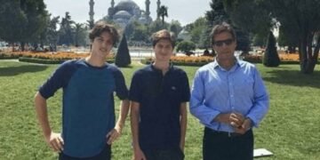 عمران خان نے بچوں کے پاکستان آنے کی تصدیق کر دی