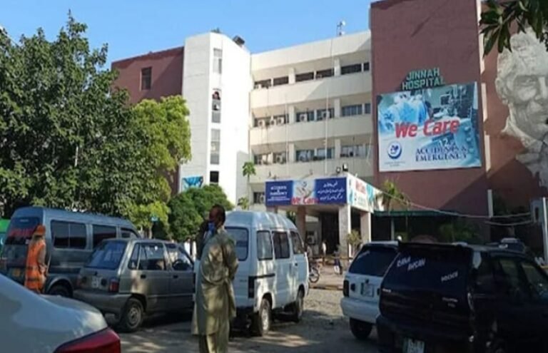 IMG-20250805-WA0006جناح ہسپتال سے قیمتی سامان چوری