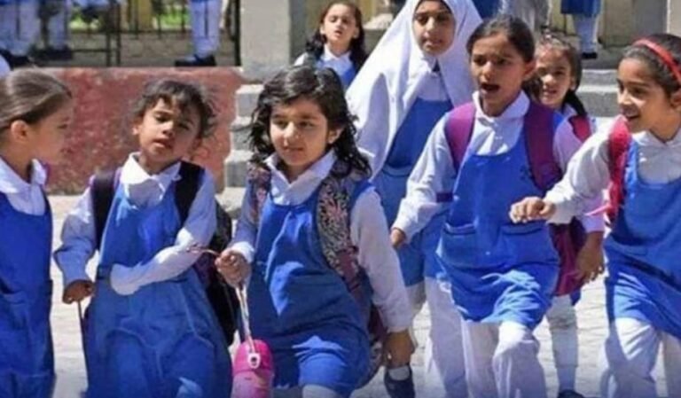 IMG-20250807-WA0003بریکنگ نیوز : پنجاب میں موسم گرما کی چھٹیاں بڑھنے کا امکان